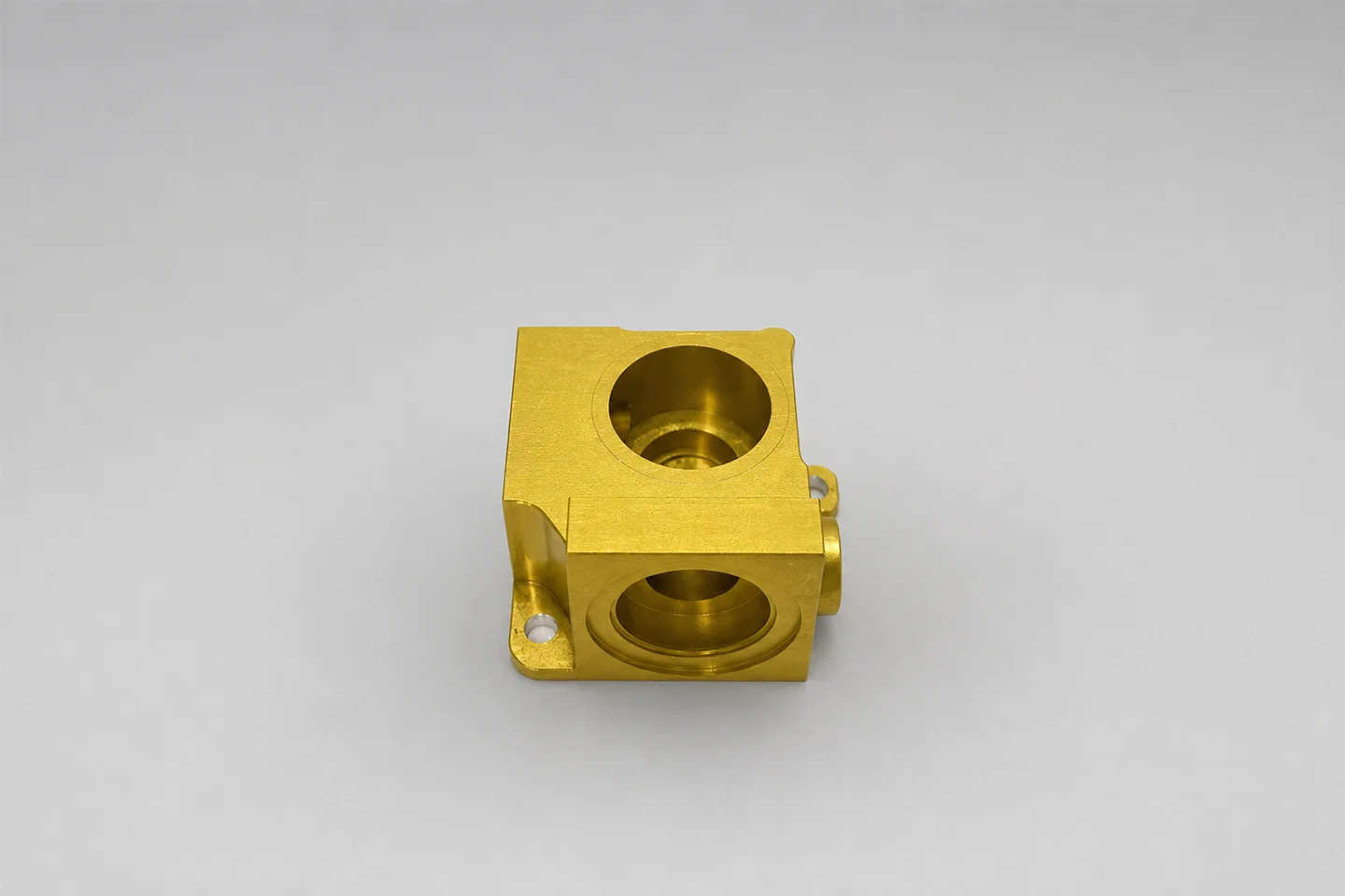 Surface finish samples on common engineering materials