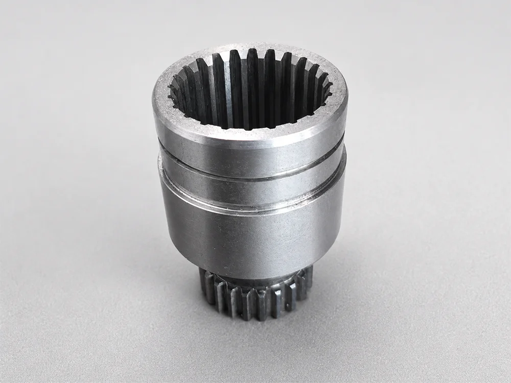 Carburized 20MnCr5 component with precision internal and external gear features